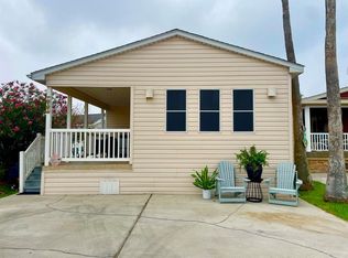 742 E Clam Cir, Port Isabel, TX 78578