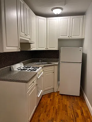 Rented by Oxford Property Group | media 4