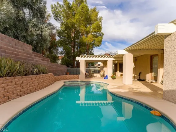 741 Rocky Trail Rd, Henderson, NV 89014