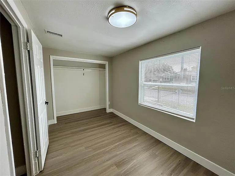 706 E Flora St — Photo 11