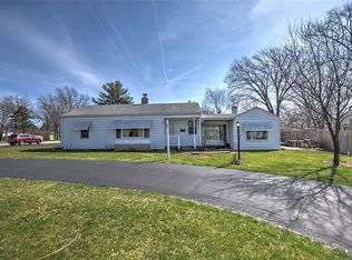 2310 S Lost Bridge Rd, Decatur, IL 62521