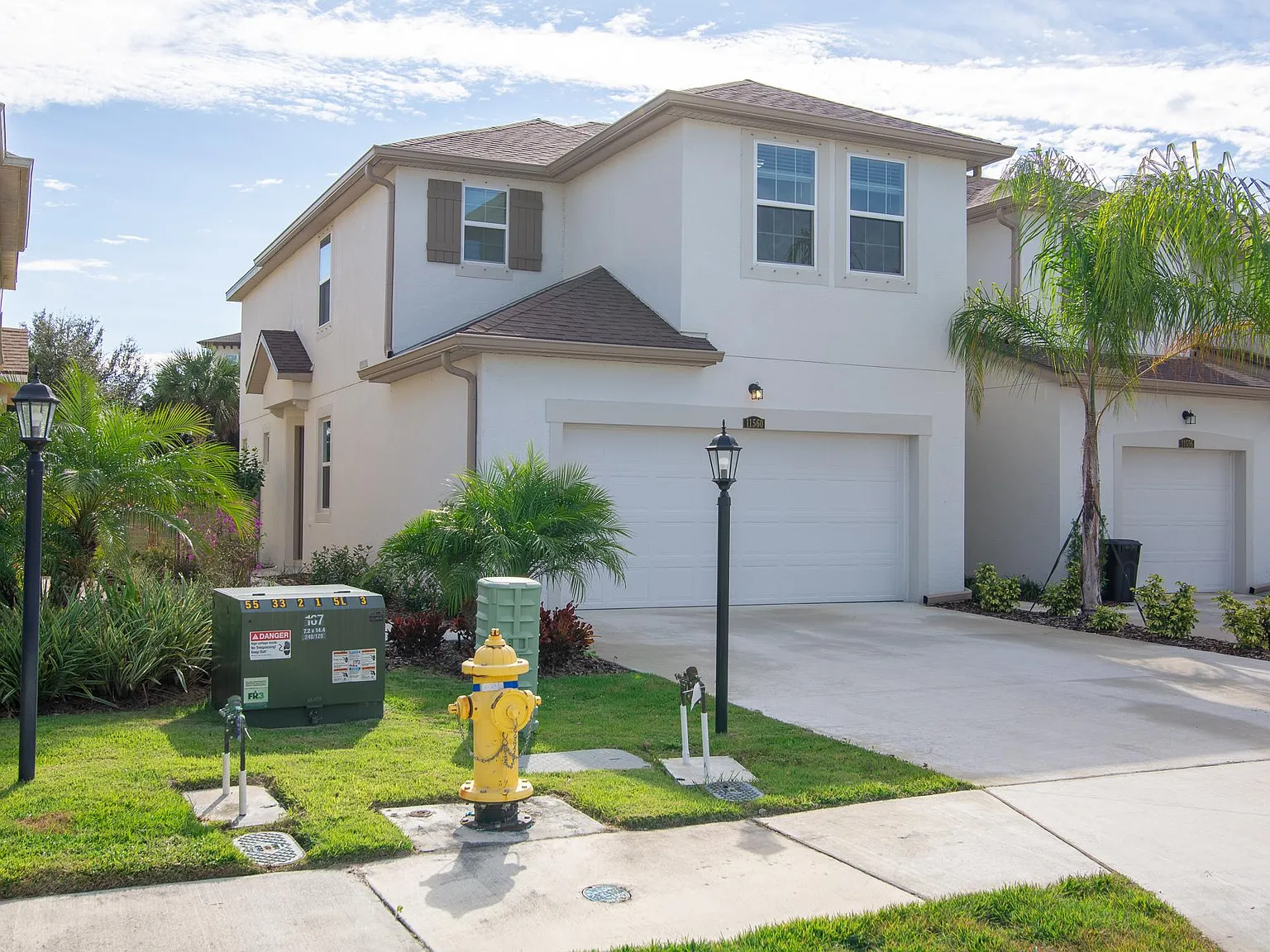 11560 Rolling Green Dr — Photo 2