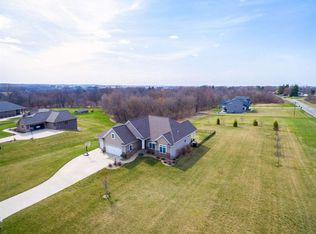 1334 Spring Ridge Ct NE, Swisher, IA 52338