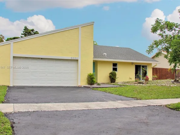 8251 NW 51st Ct, Lauderhill, FL 33351