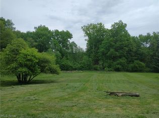 N Thomas Rd, Tallmadge, OH 44278