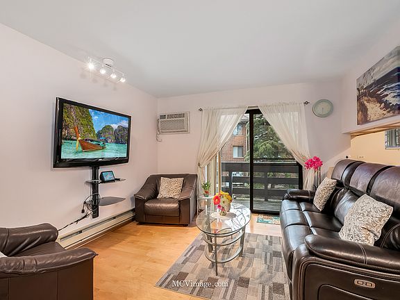 4th image of 1281 N Winslowe Dr Unit 204