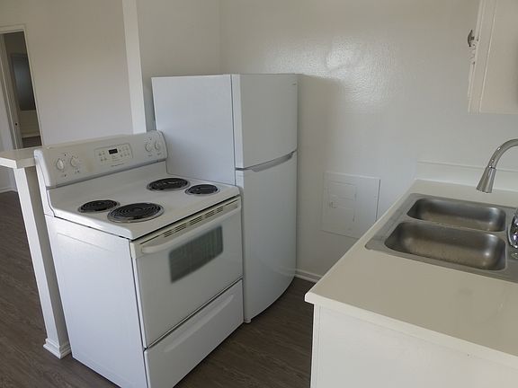 4th image of 501 N Venice Blvd APT 25