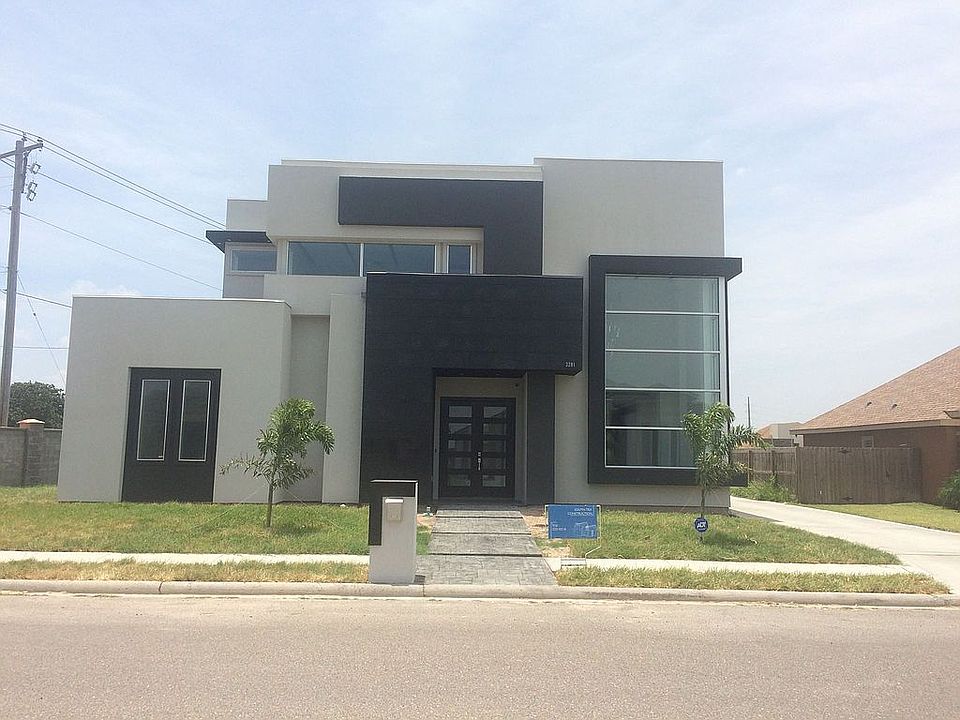 1st image of 3201 Crimson Ave