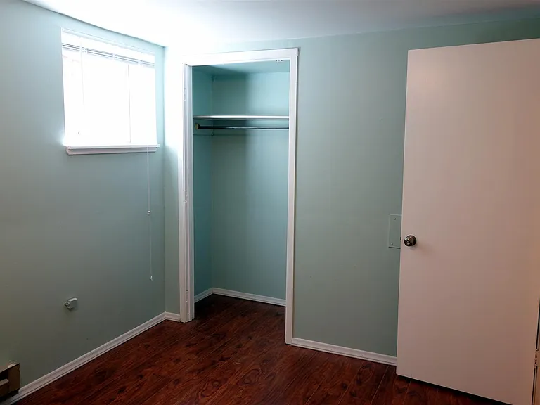 5245 12th Ave NE #BASEMENT — Photo 15