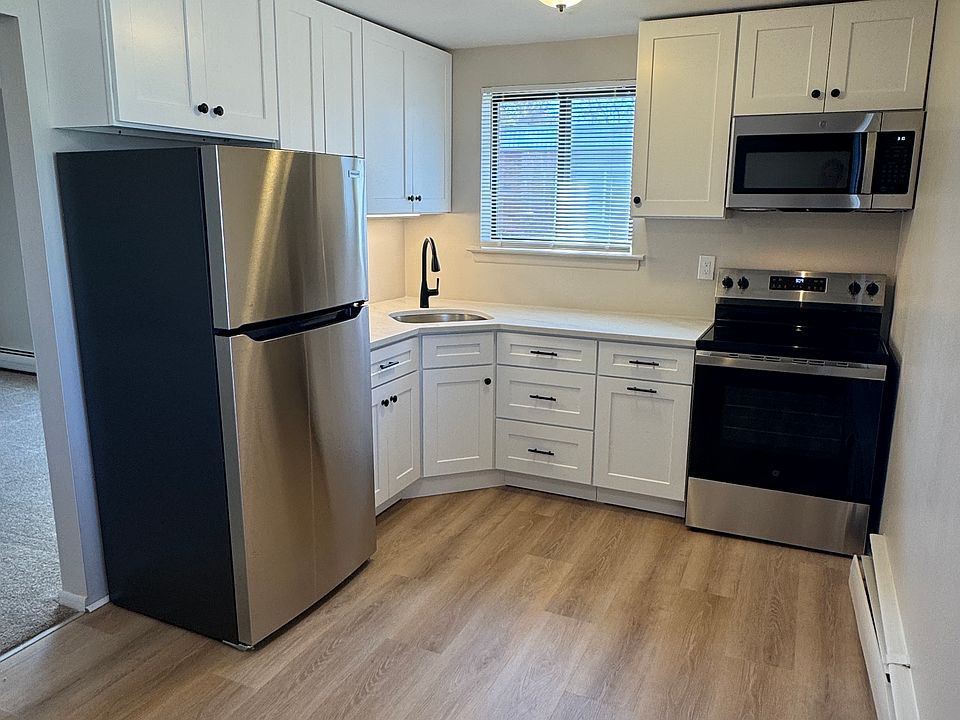 1st image of 51 Prescott St #B1