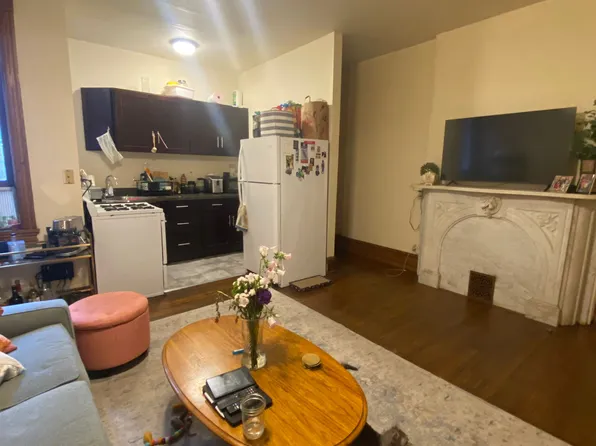 428 N 34th St APT 1, Philadelphia, PA 19104