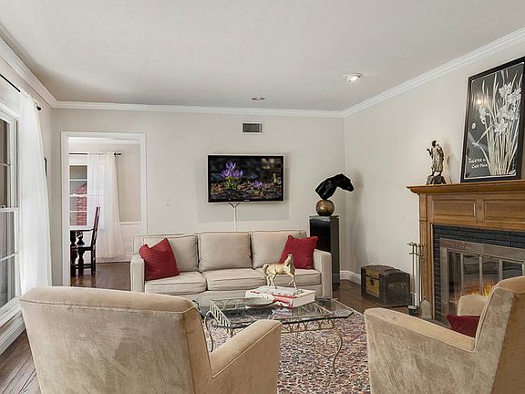 2nd image of 4320 Hayman Ave
