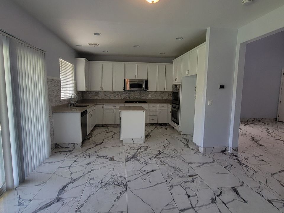 2nd image of 4916 Harold St