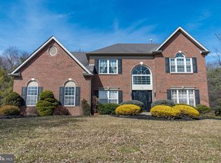 106 Edgar Allan Cir, North Wales, PA 19454