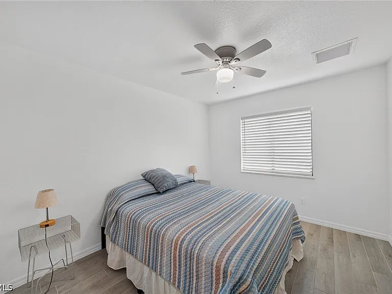 2204 SW 30th Terrace Cpe — Photo 18