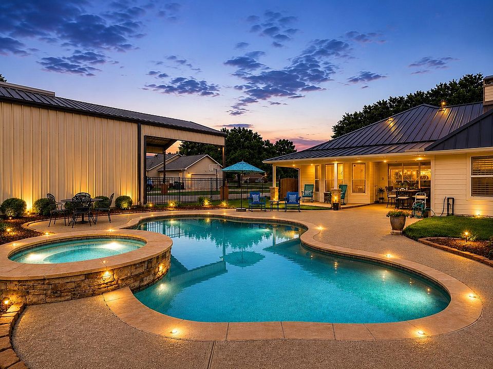 1st image of 3326 River Bend Dr