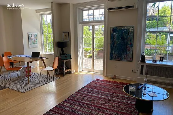 Rented by Sotheby's International Realty | media 3