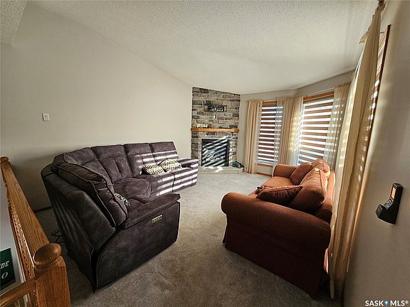 5th image of 260 5th Avenue E