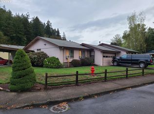 220 Walnut Ave, Silverton, OR 97381