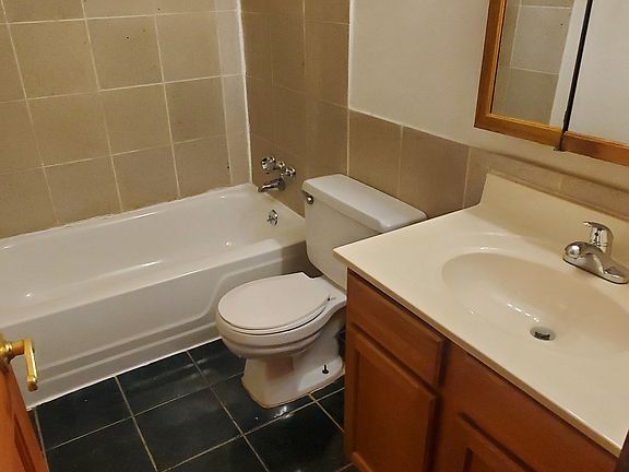 4th image of 8566 Webshire Ln #A