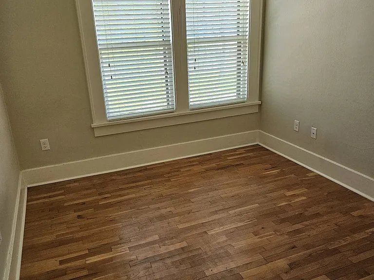 523 Orange St — Photo 15