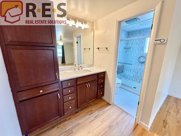 2723 S Otis St — Photo 6