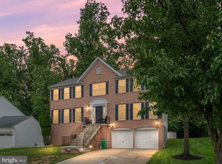 3716 Hill Park Dr, Temple Hills, MD 20748