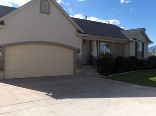 1318 S Avalon Dr, Springville, UT 84663