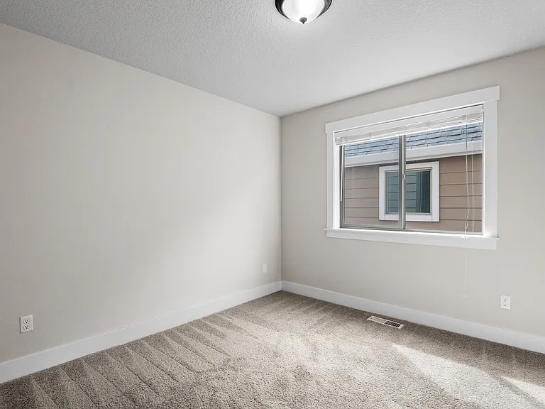 15079 NW Rossetta St — Photo 16