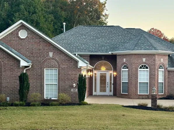 205 Casey Ln, Florence, AL 35633