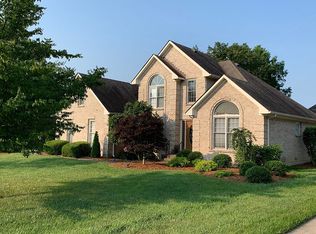 1105 Chapel Creek Trl, New Albany, IN 47150