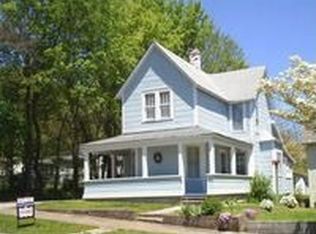 908 Crescent St, Harriman, TN 37748