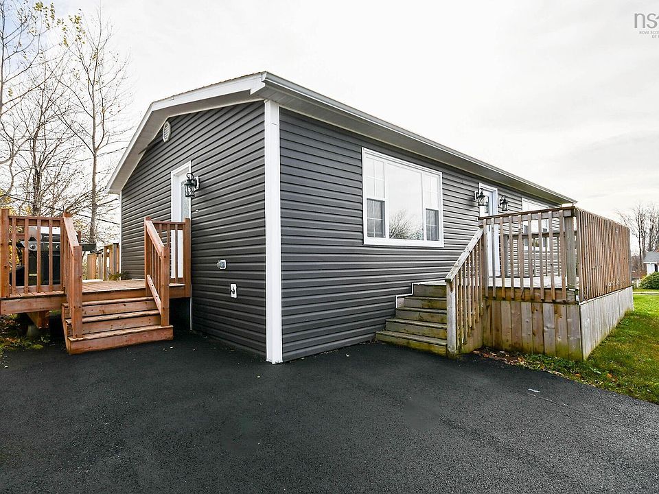 1st image of 5 Sampson Dr