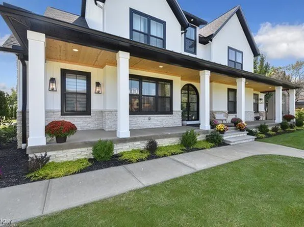 3164 Waterfall Way, Westlake, OH 44145