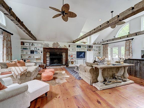 3rd image of 14 Hillside Ave