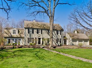 760 Waveland Rd, Lake Forest, IL 60045