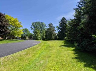 W Sunnyview Cir, Appleton, WI 54914