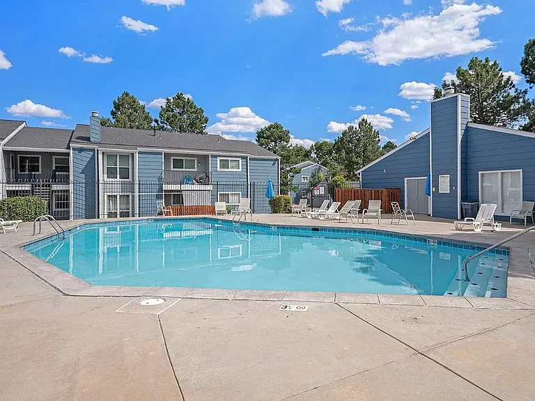 2365 E Geddes Ave #I22 — Photo 24