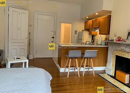 307 Beacon St Photo 1