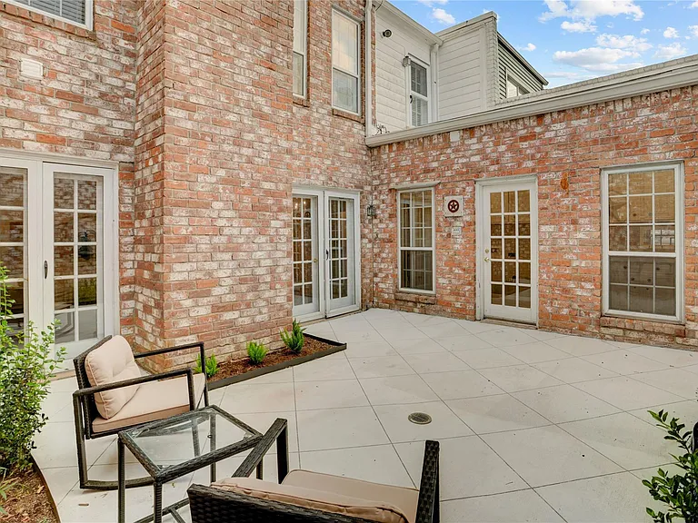 7514 Olympia Dr — Photo 27