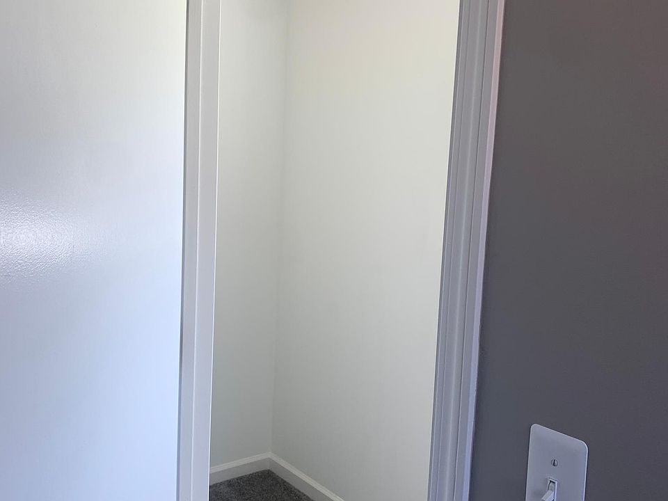 1st image of 32427 Chalfonte Dr