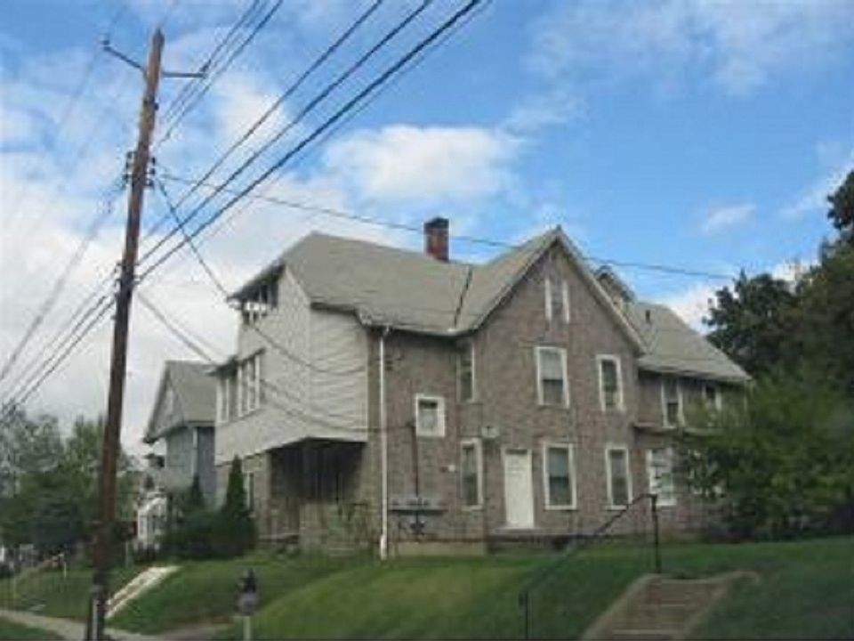 2nd image of 57 Arch St