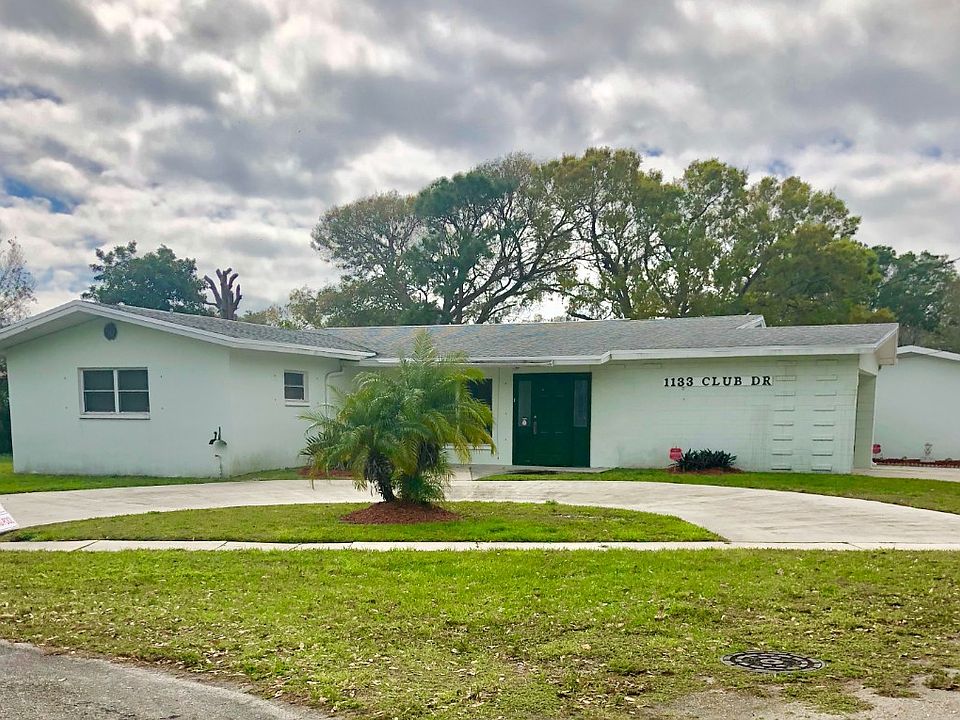 1st image of 1133 Club Dr