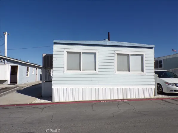 12710 3rd St Spc 1, Yucaipa, CA 92399