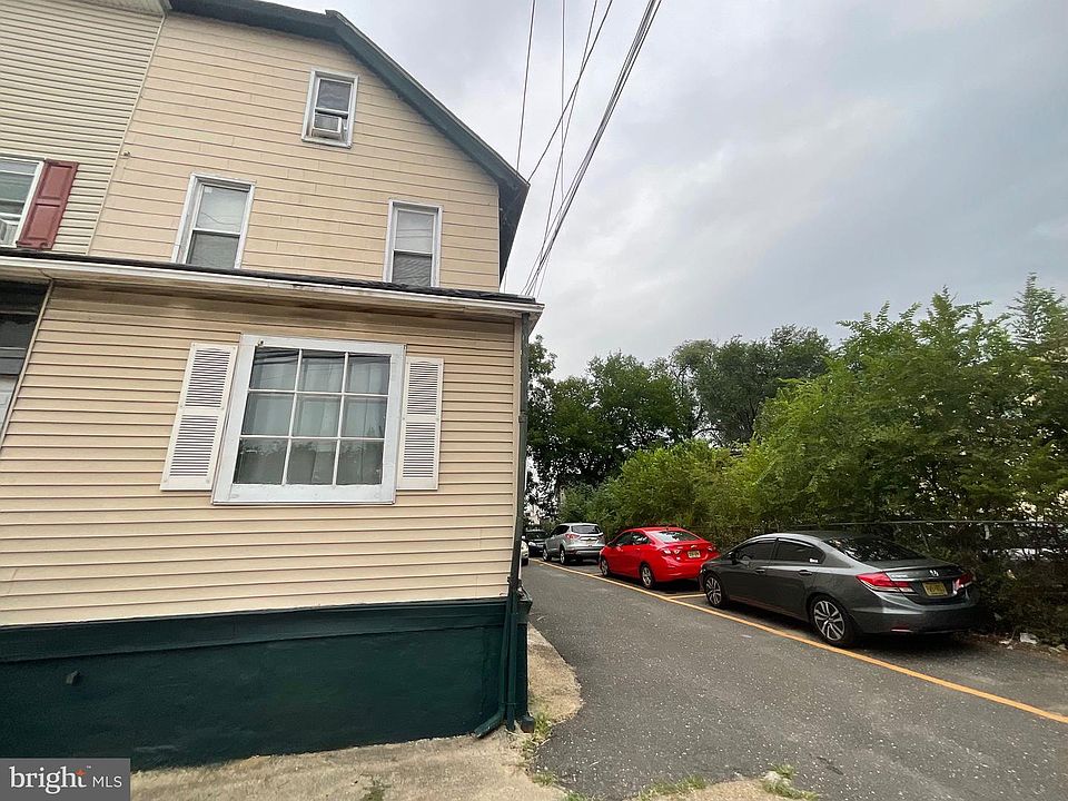 1st image of 1811 River Ave