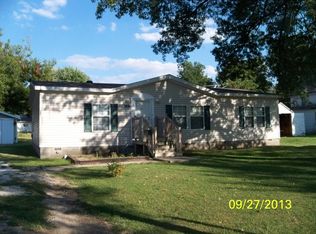 710 Maple St, Lamar, MO 64759