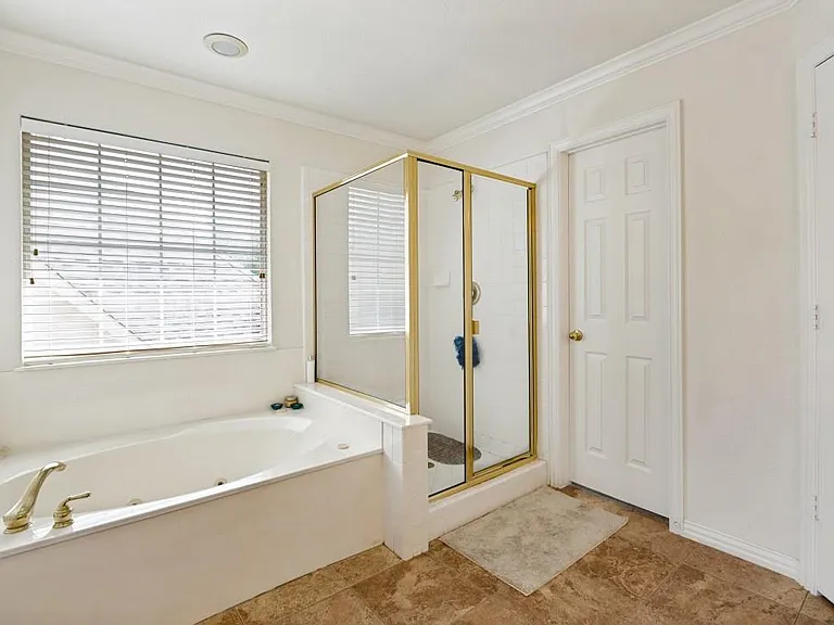 7531 Maribeth Dr — Photo 17