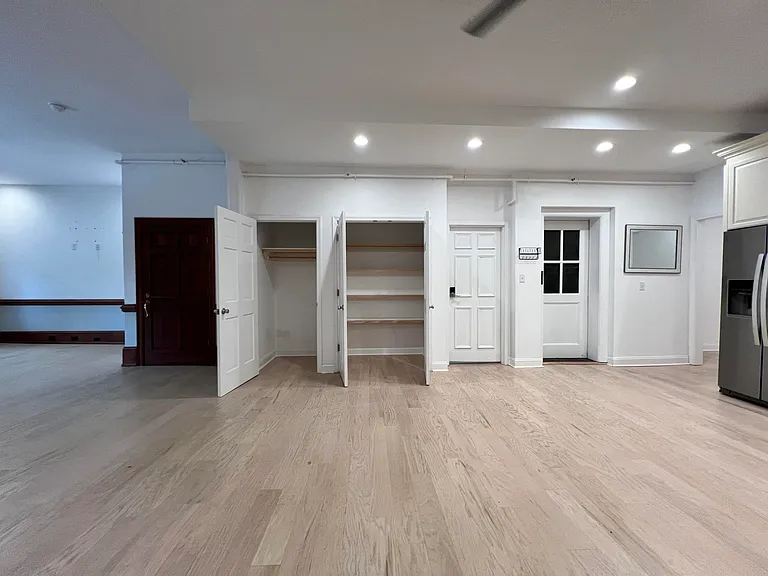 22 Campbell Ave SE #A — Photo 6