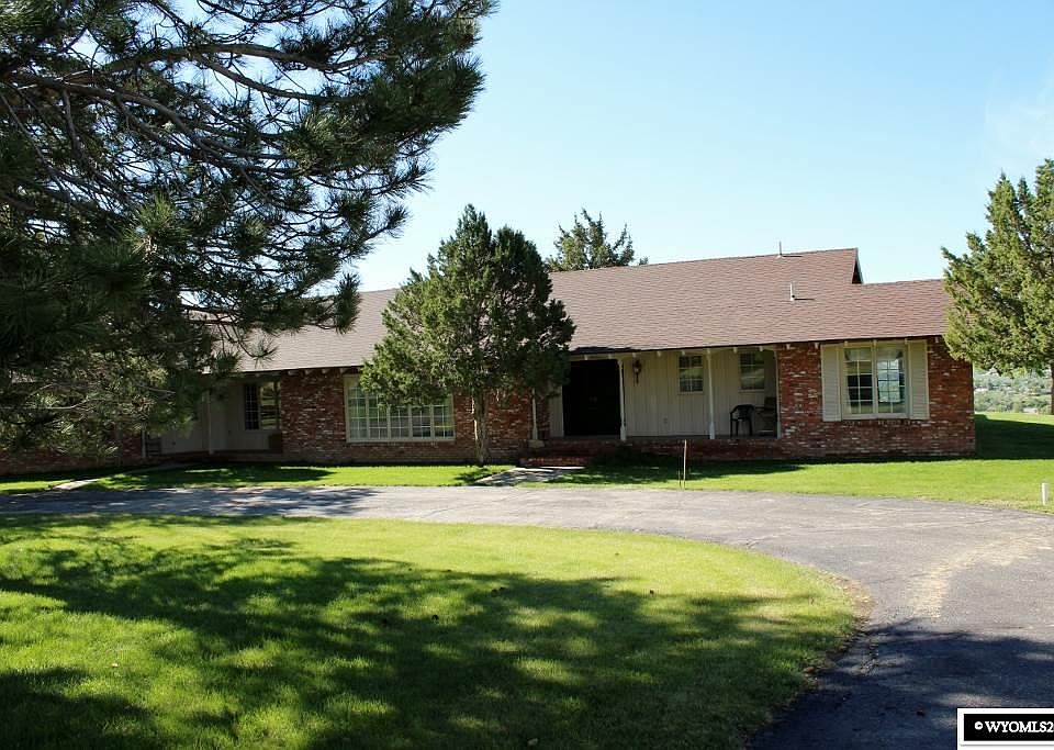 825 Roundtop Dr, Thermopolis, WY 82443 Zillow