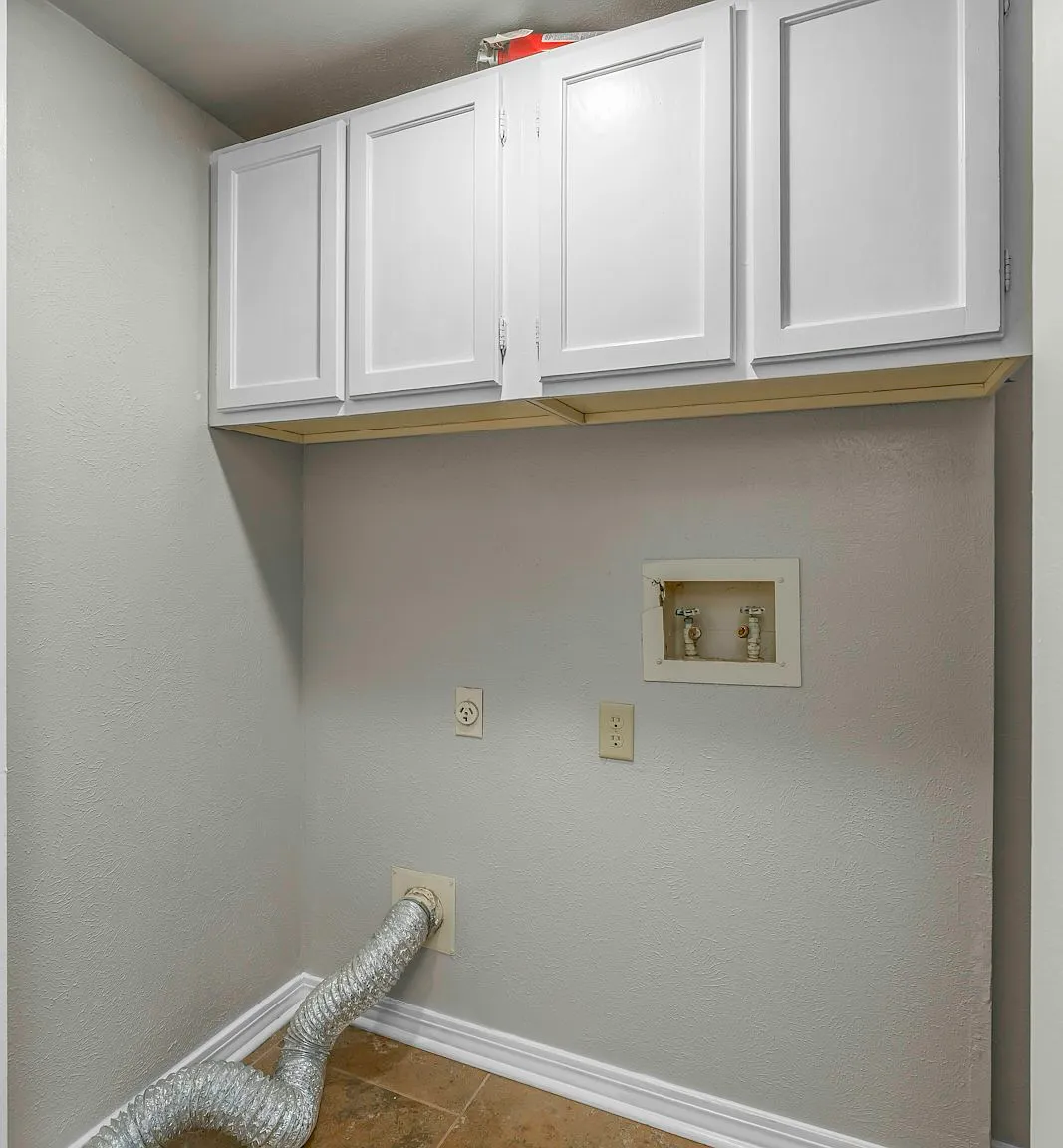 10133 Saratoga Drive — Photo 4